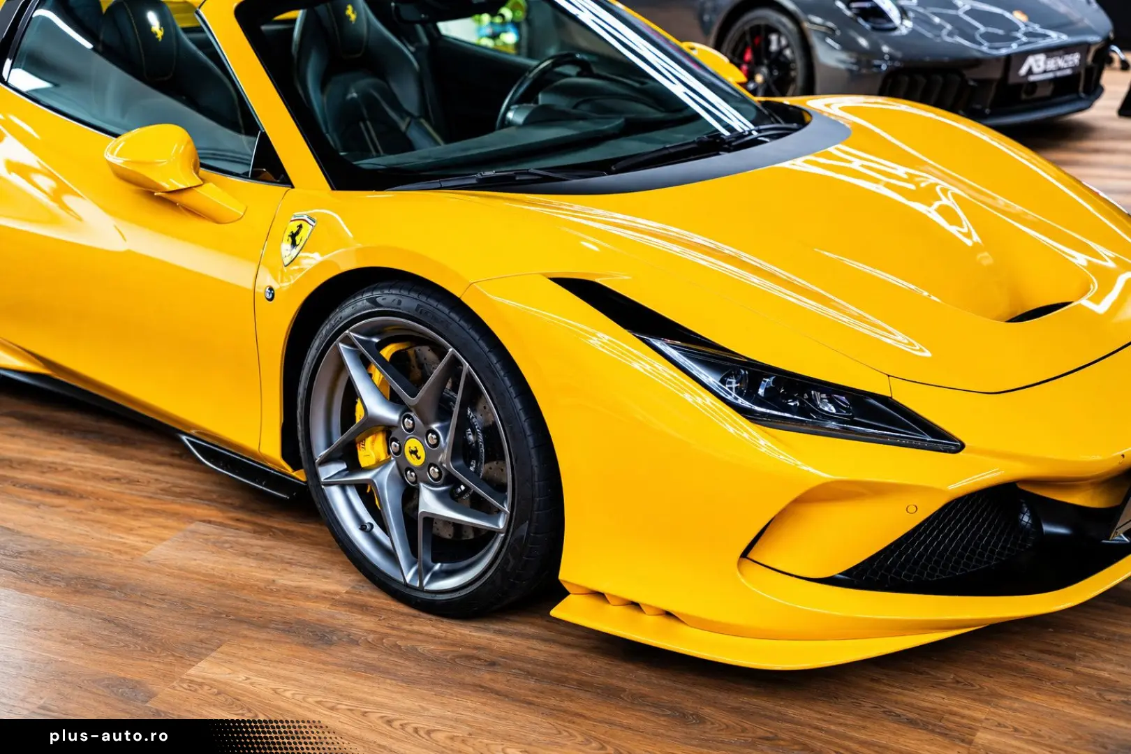 FERRARI F8 2021 — imagine 9