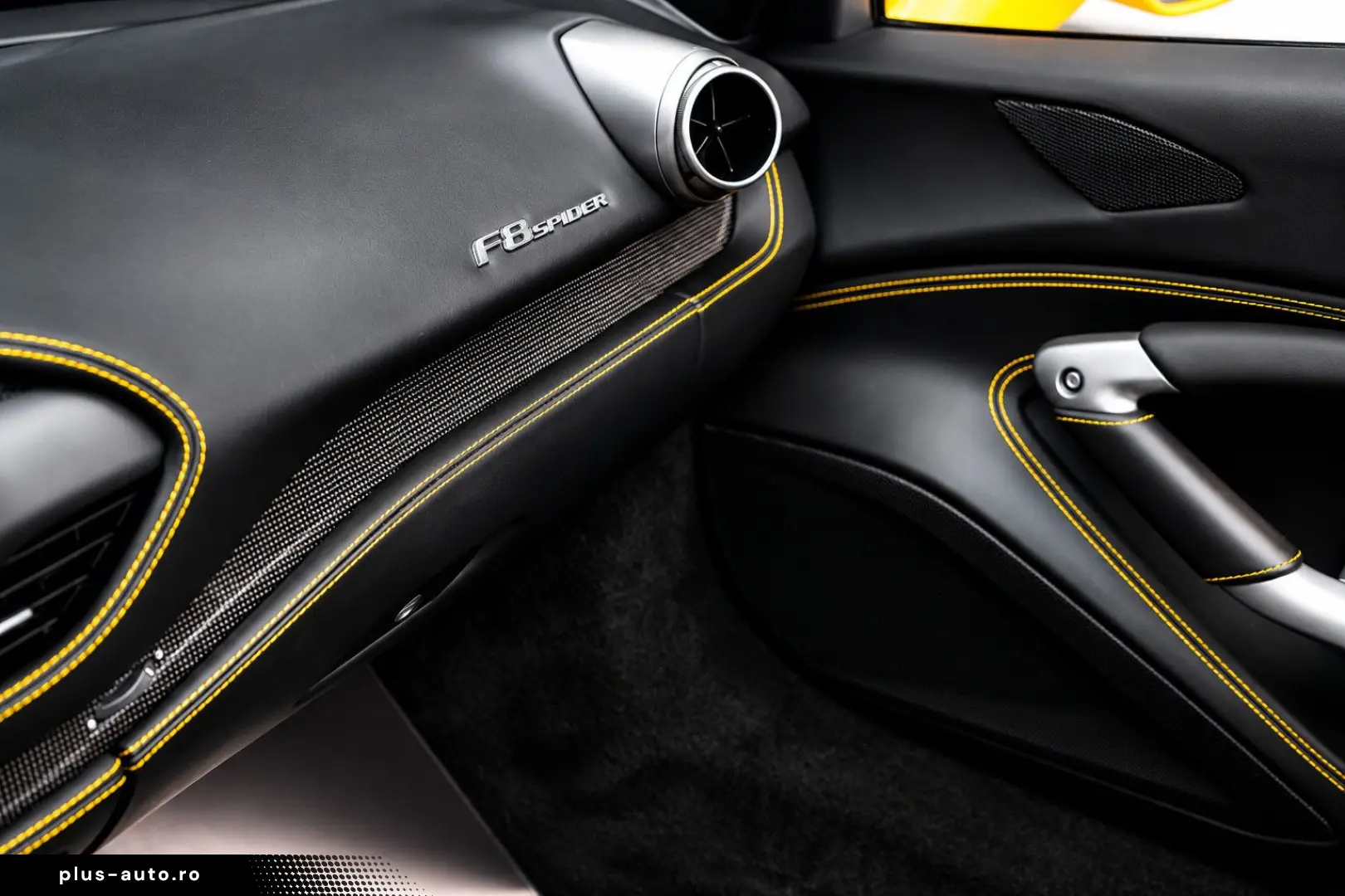 FERRARI F8 2021 — imagine 26