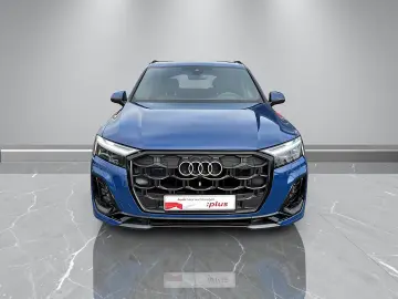 AUDI Q7 TFSI e S line business