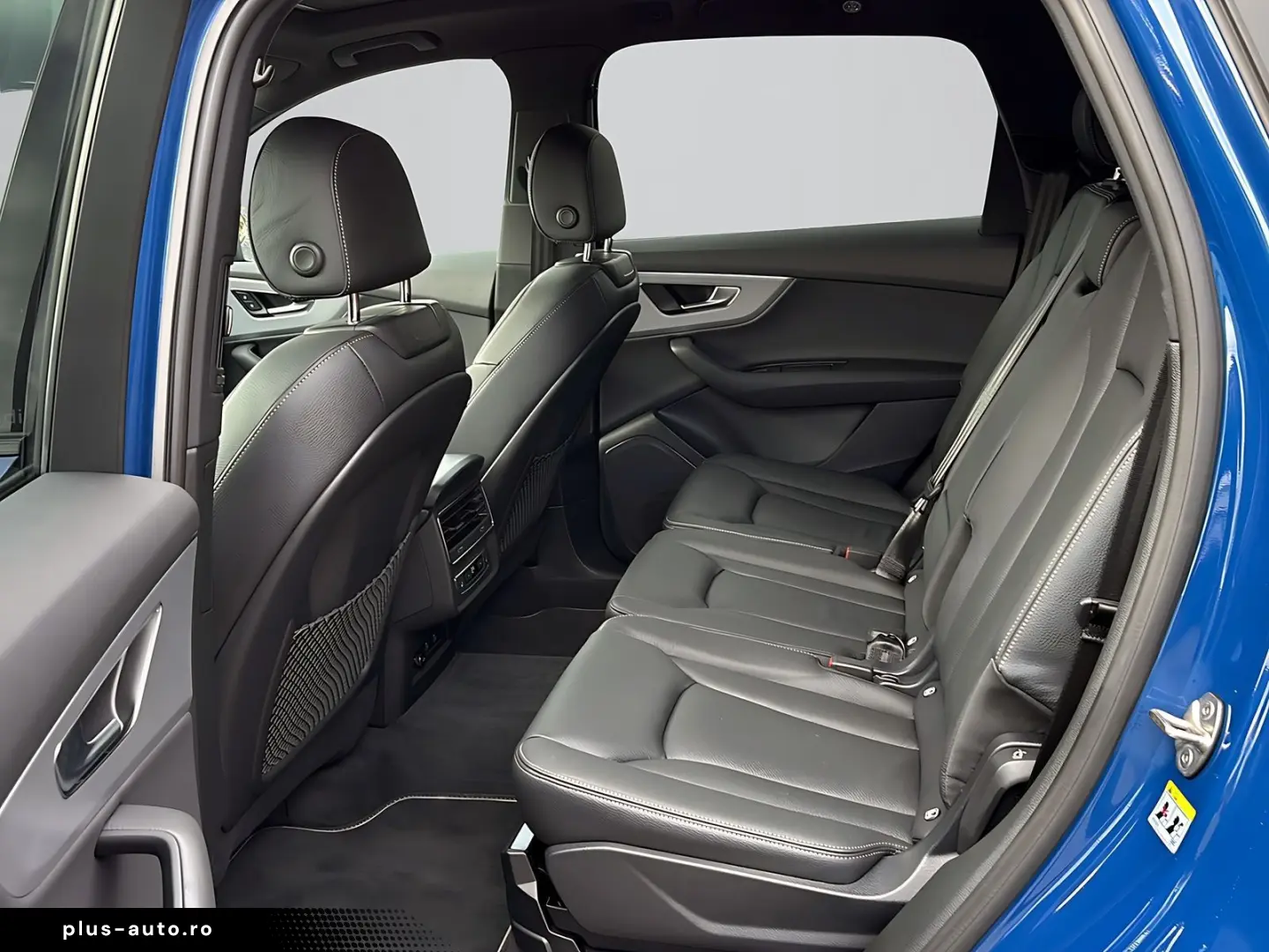 AUDI Q7 TFSI e S line business