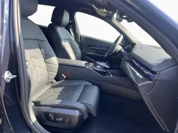 BMW 520i 459 - 0Anz M SPORT ALED DA  KomfSi H K 20