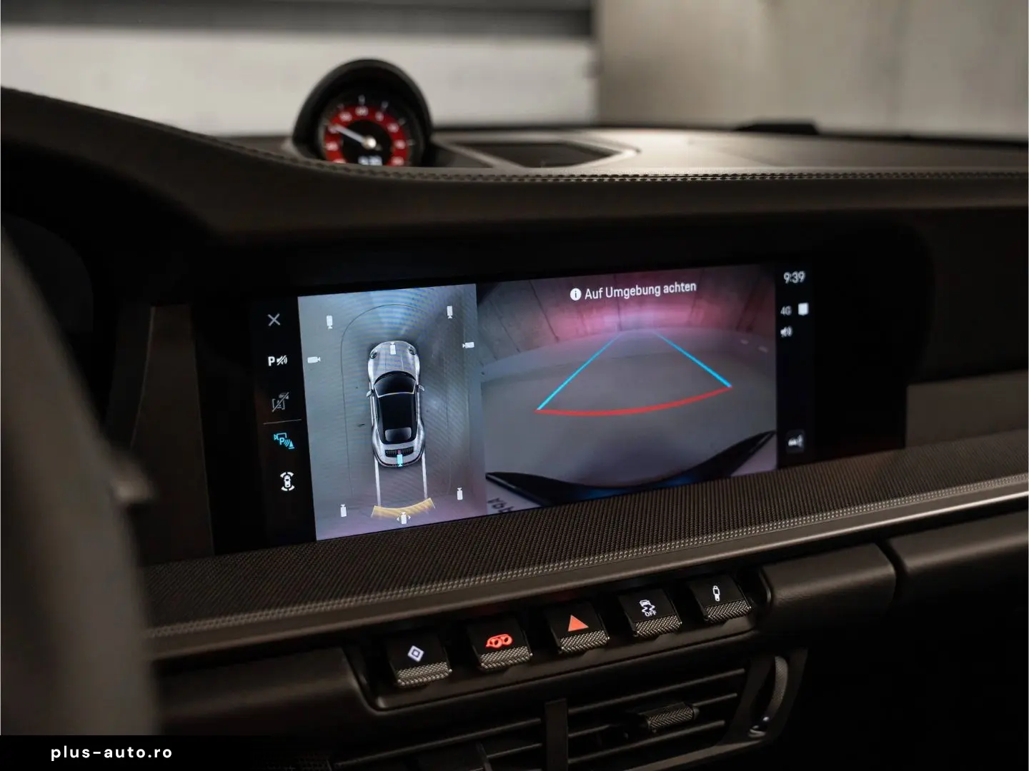 PORSCHE 992 Carrera Cabriolet BOSE Surround View