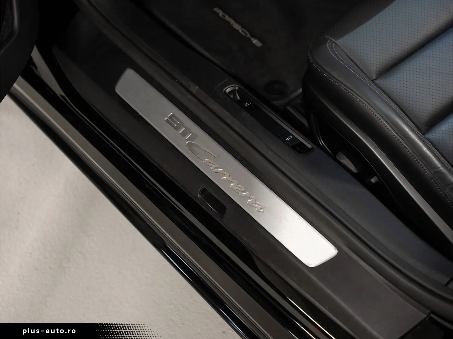 PORSCHE 992 Carrera Cabriolet BOSE Surround View