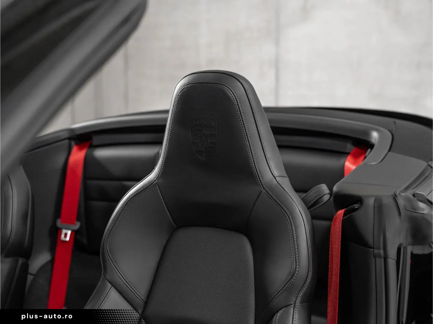 PORSCHE 992 Carrera Cabriolet BOSE Surround View