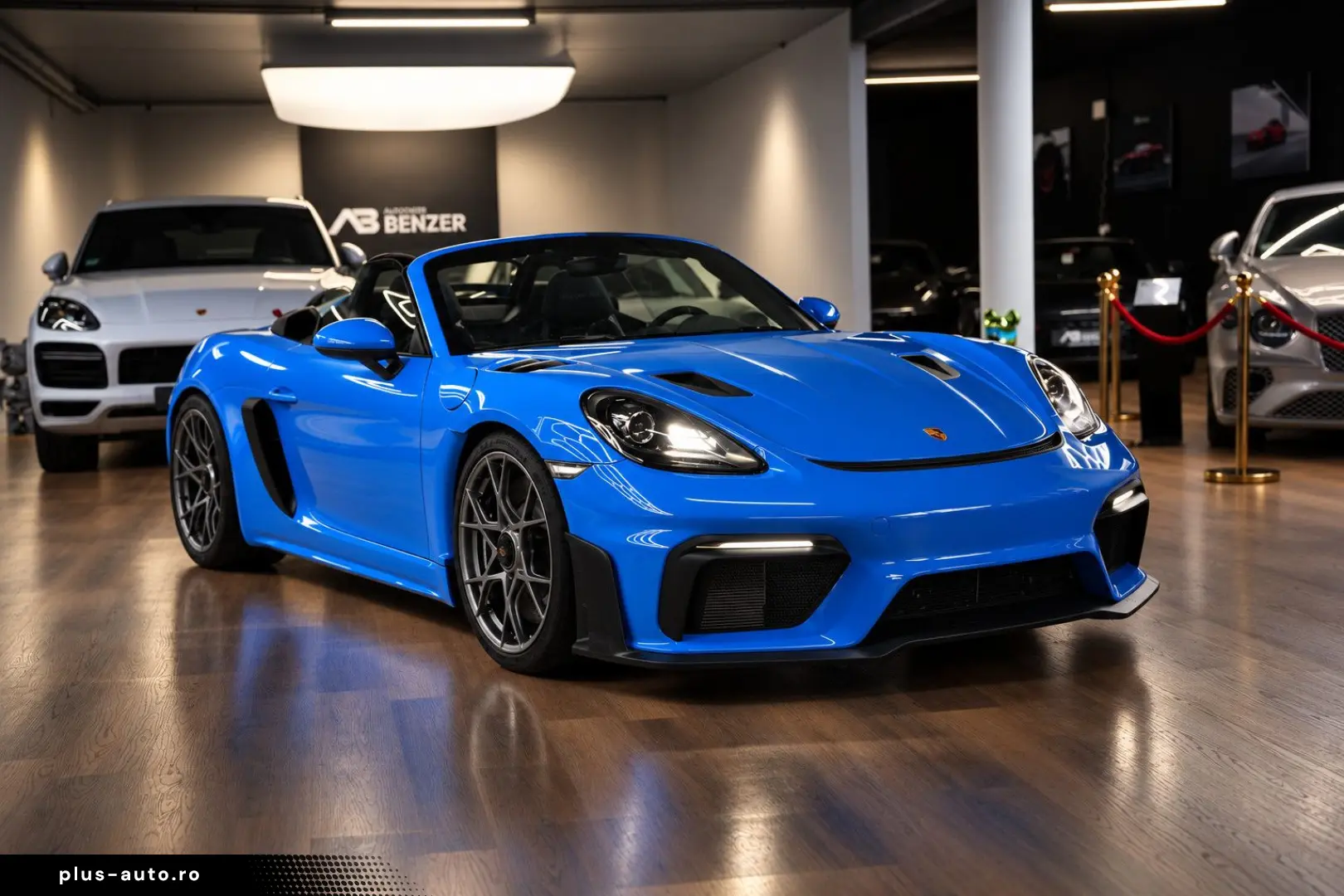 PORSCHE Boxster Spyder RS Schalensitz Lift Chrono Approv