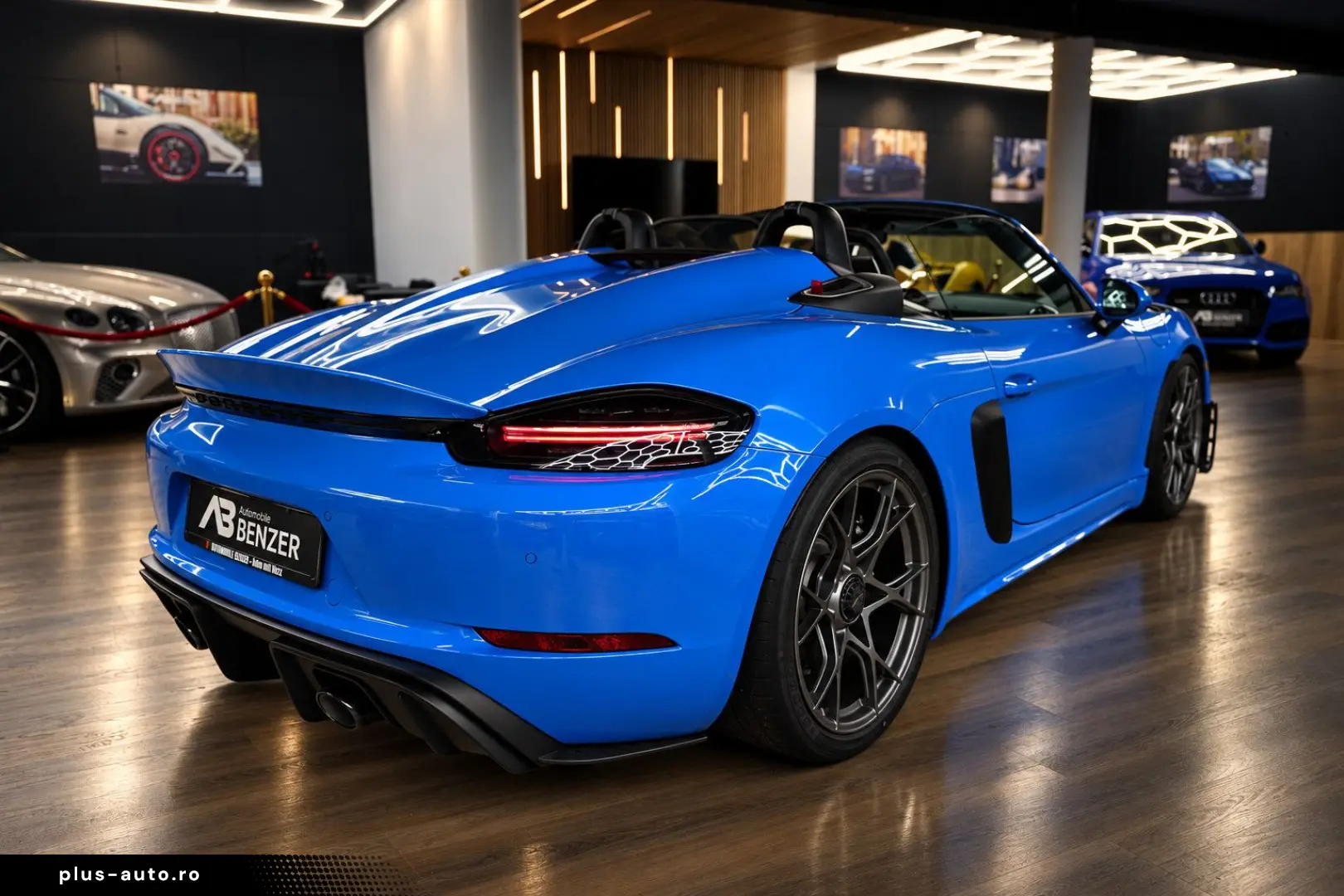 PORSCHE Boxster Spyder RS Schalensitz Lift Chrono Approv