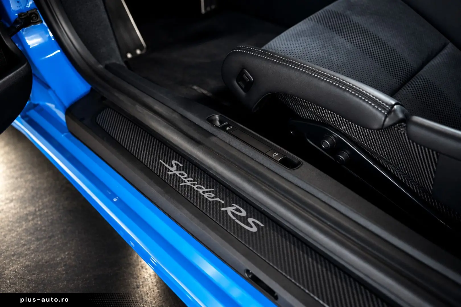 PORSCHE Boxster Spyder RS Schalensitz Lift Chrono Approv