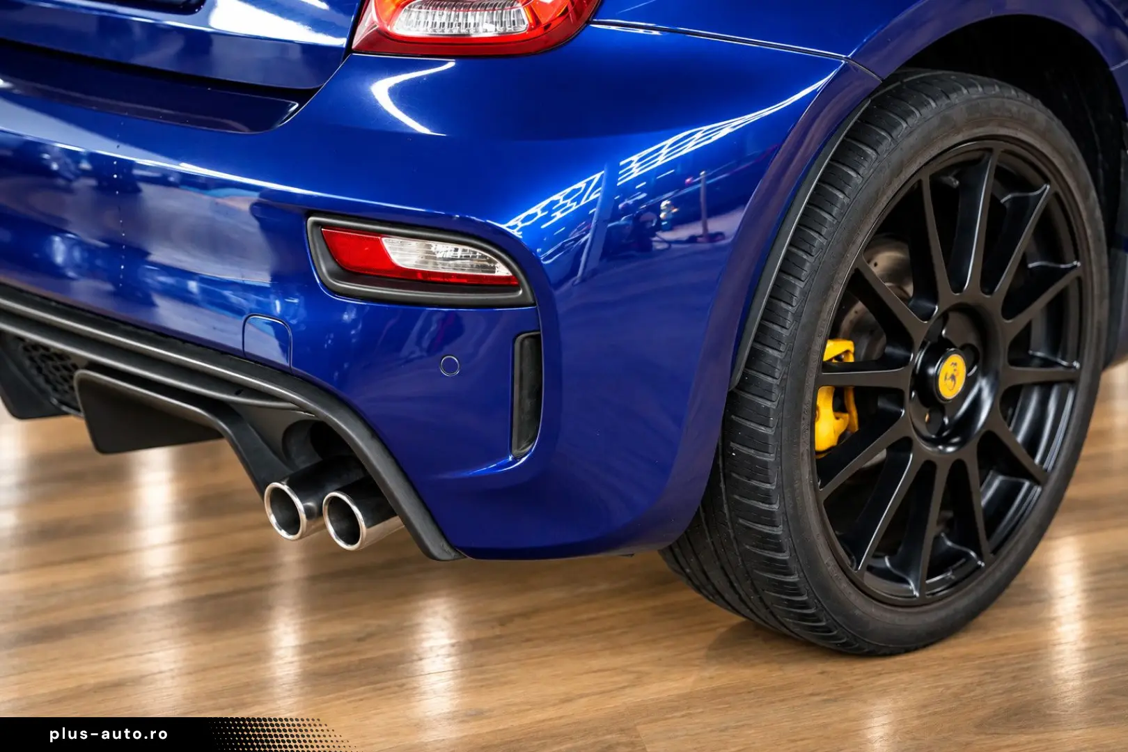 FIAT 595 Competizione  Carbon BeatsAudio SportPaket