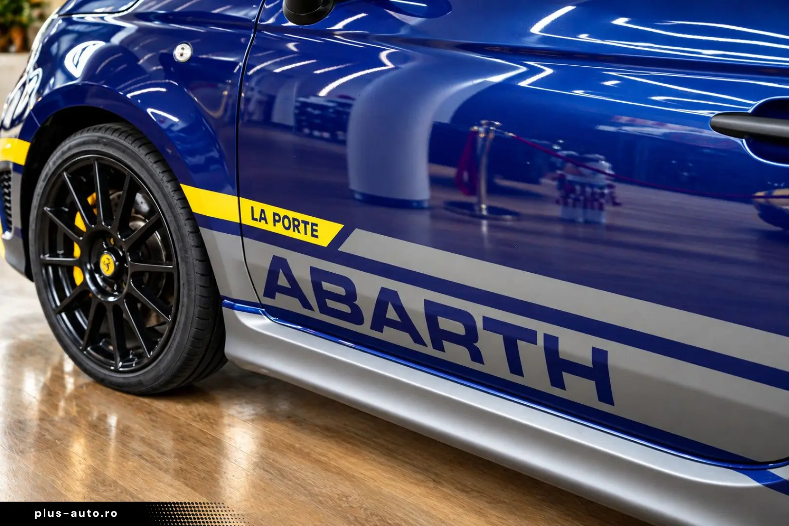 FIAT 595 Competizione  Carbon BeatsAudio SportPaket