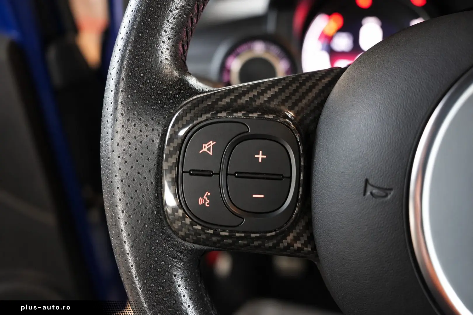 FIAT 595 Competizione  Carbon BeatsAudio SportPaket