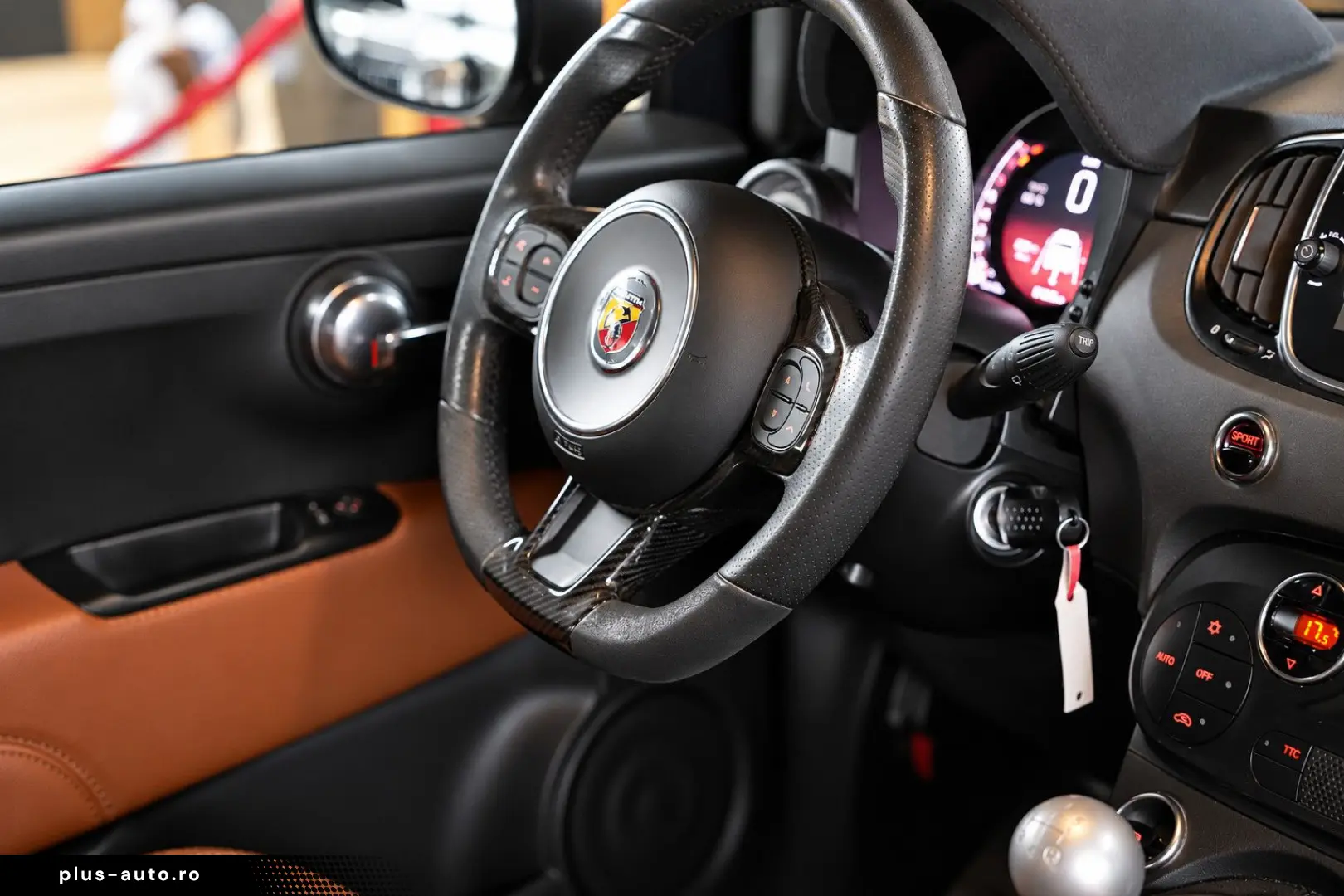 FIAT 595 Competizione  Carbon BeatsAudio SportPaket