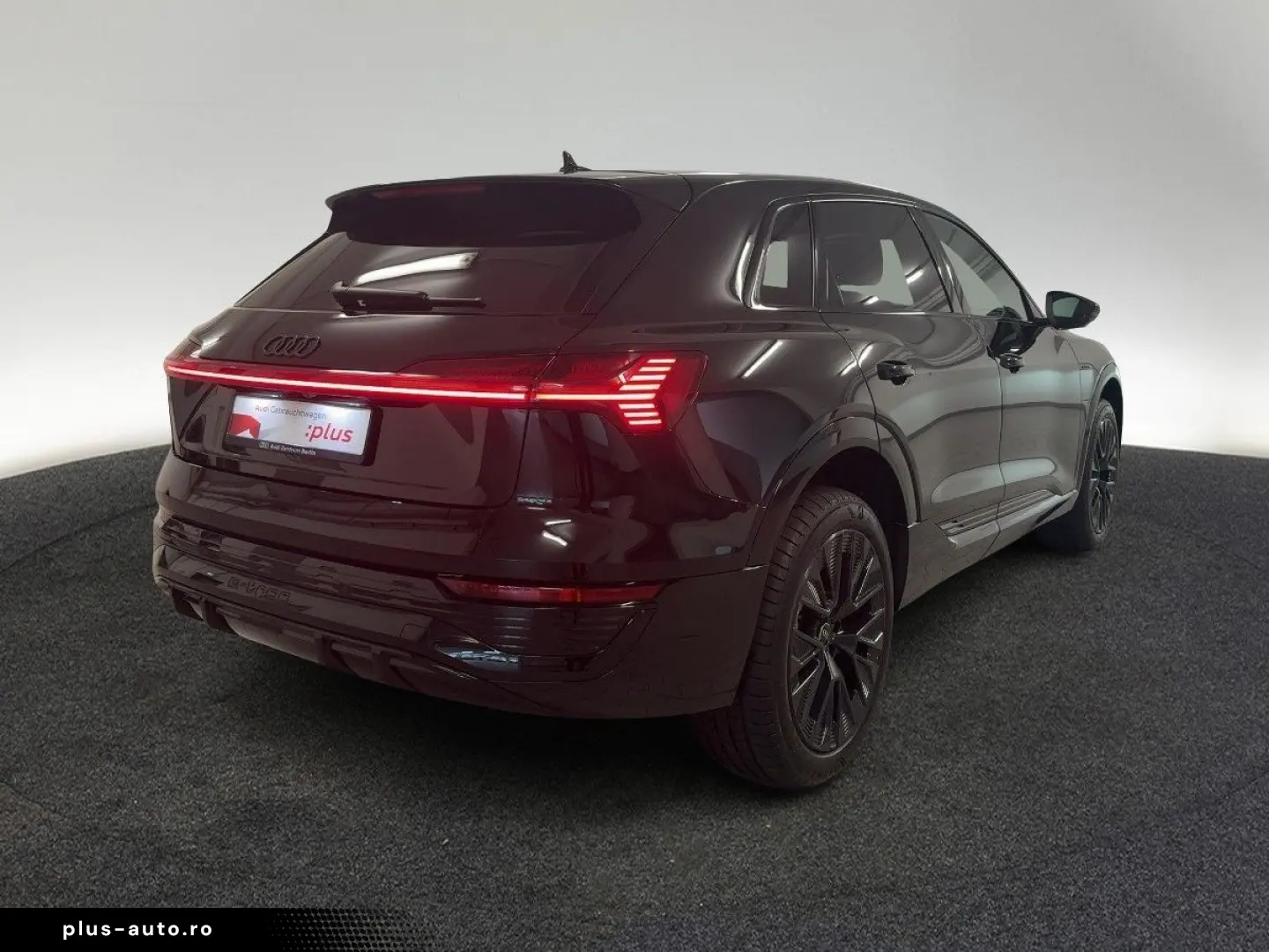 AUDI Q8 e-tron S line 55 e-tron qu. MATRIX HUD PANO