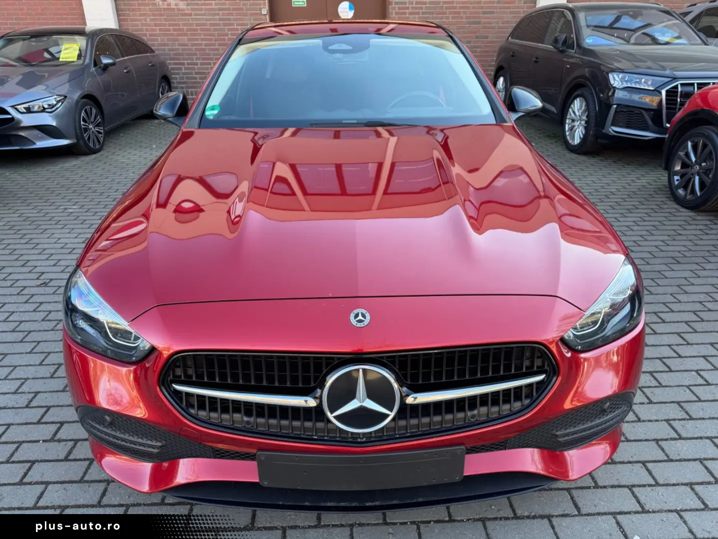 MERCEDES-BENZ C 300  Limousine HEAD UP-LED-