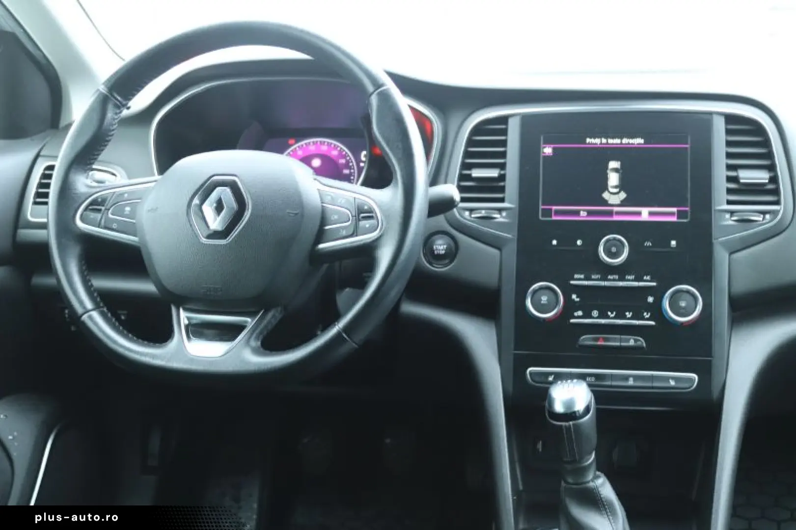 RENAULT MEGANE 1.3 TCe 140CP Intens