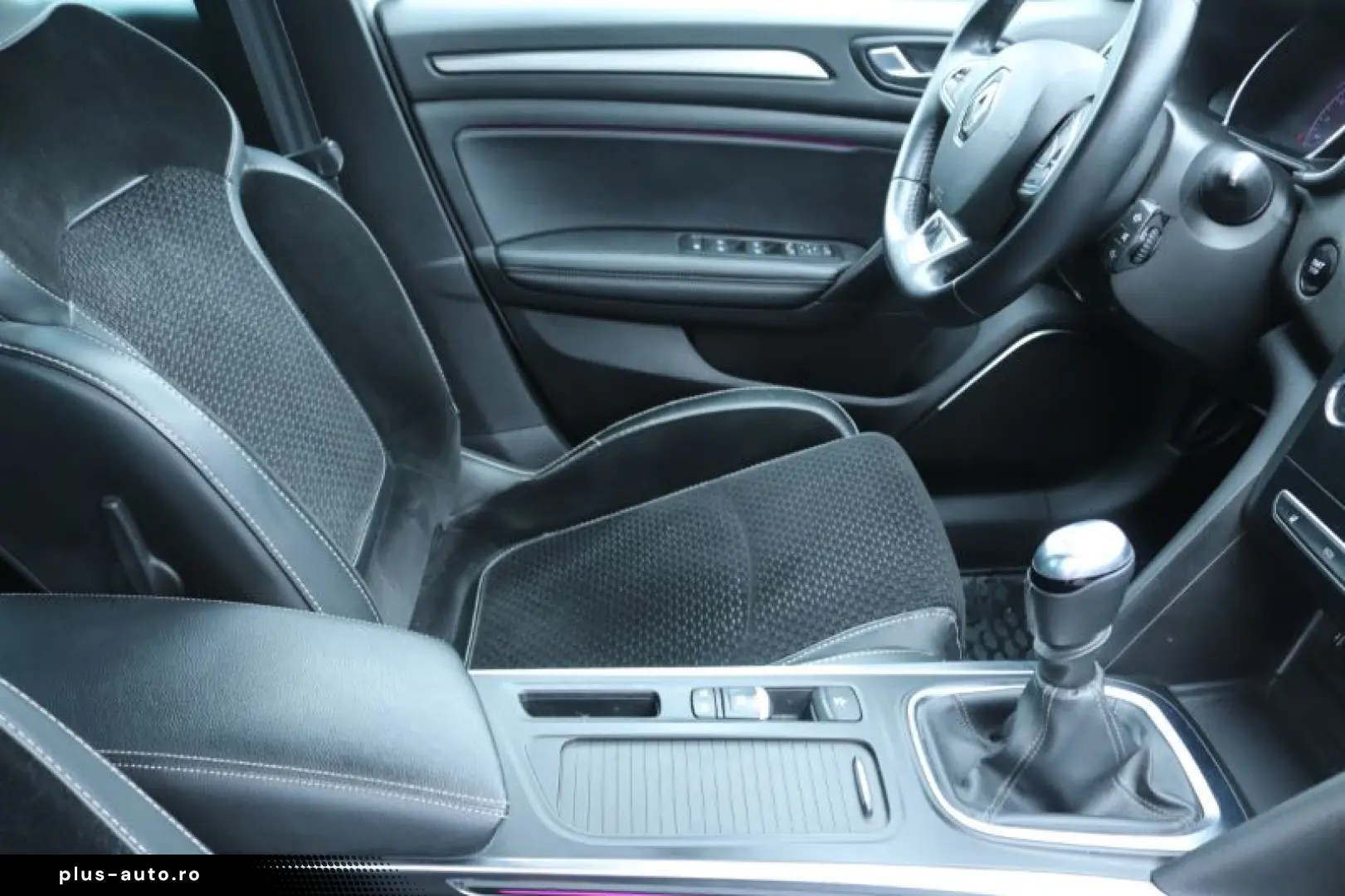 RENAULT MEGANE 1.3 TCe 140CP Intens
