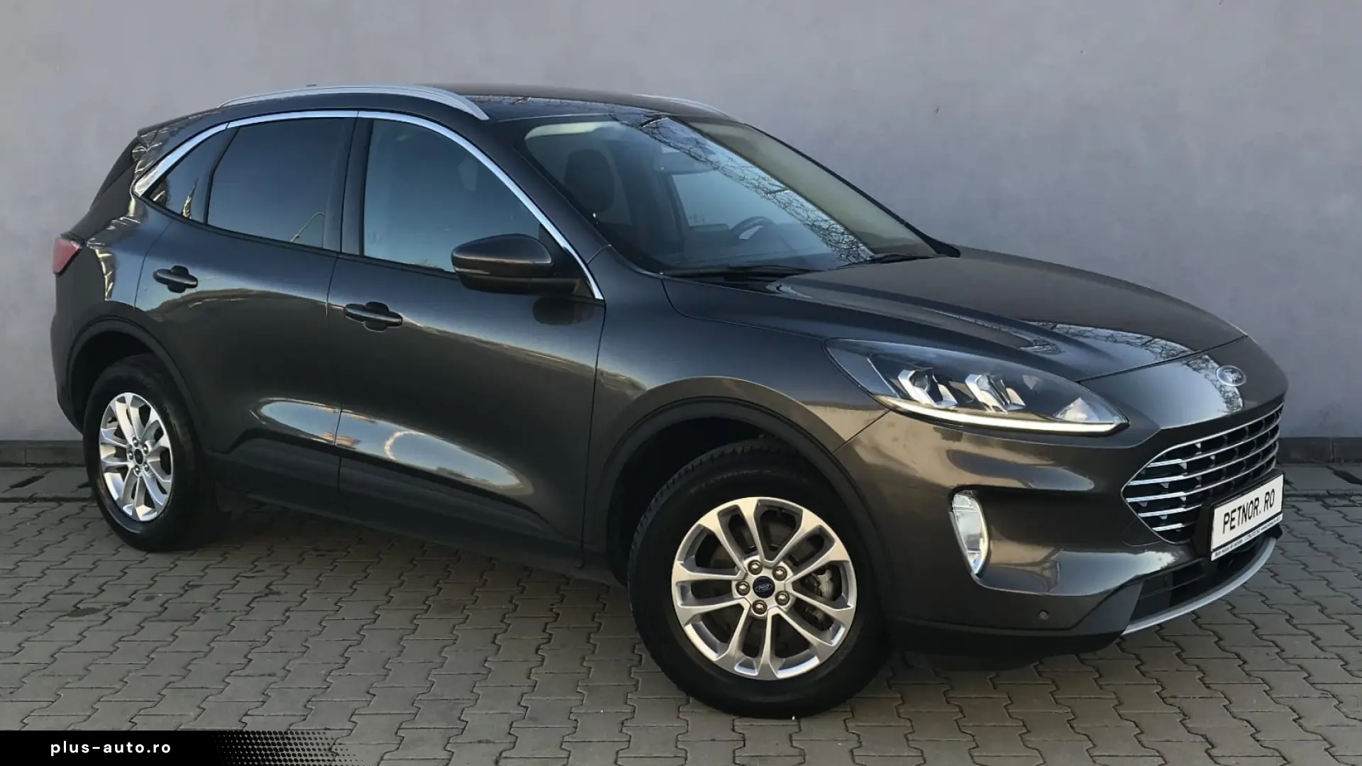 Ford Kuga 2.5 Duratec FHEV TITANIUM