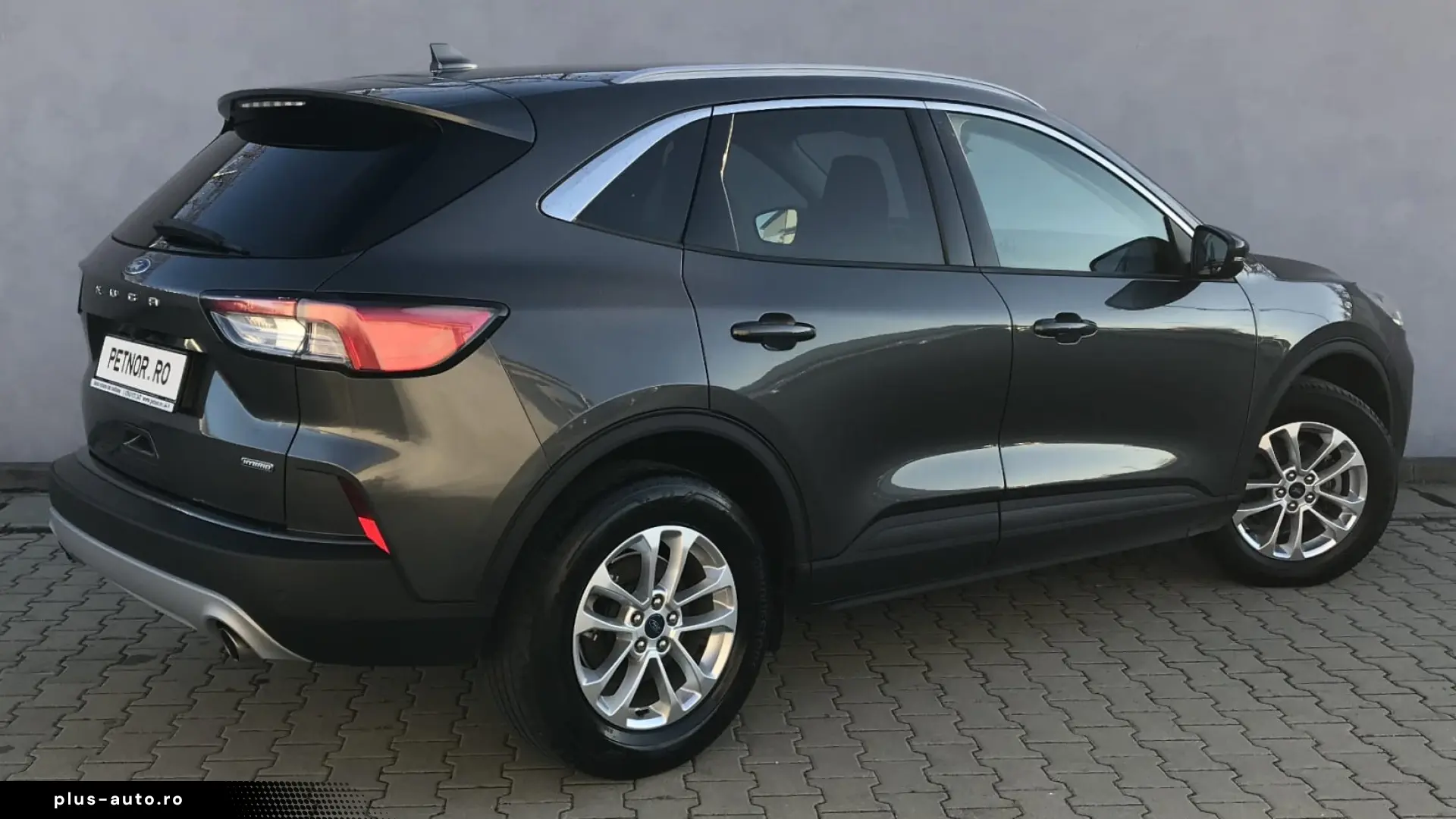 Ford Kuga 2.5 Duratec FHEV TITANIUM