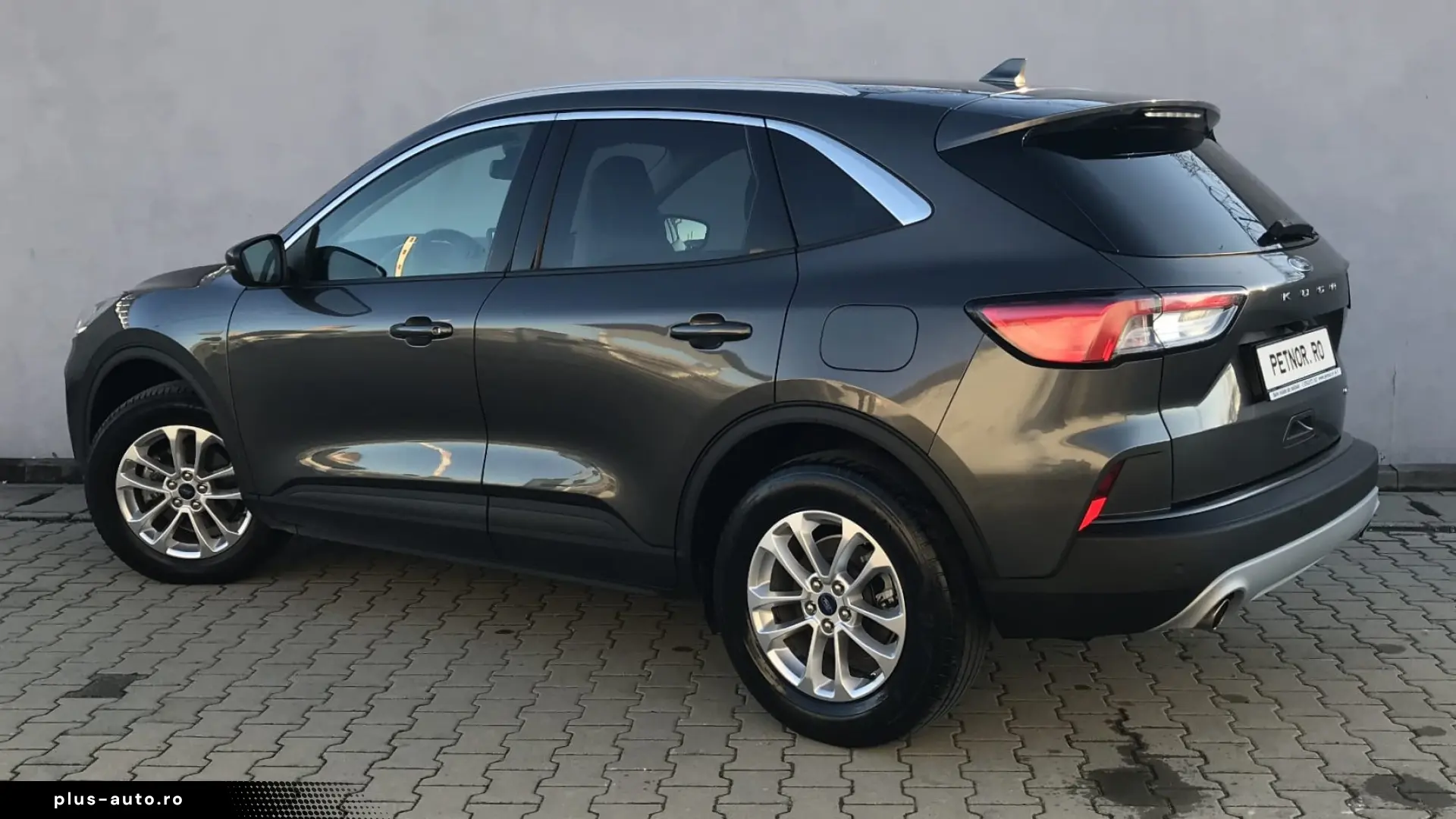 Ford Kuga 2.5 Duratec FHEV TITANIUM