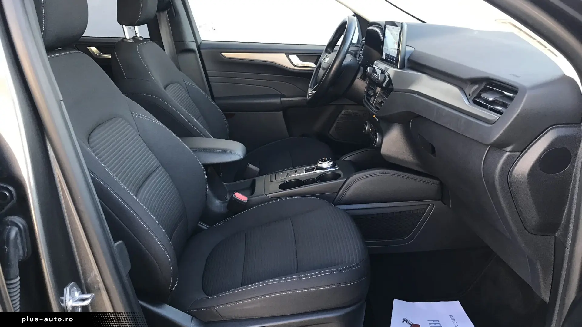 Ford Kuga 2.5 Duratec FHEV TITANIUM