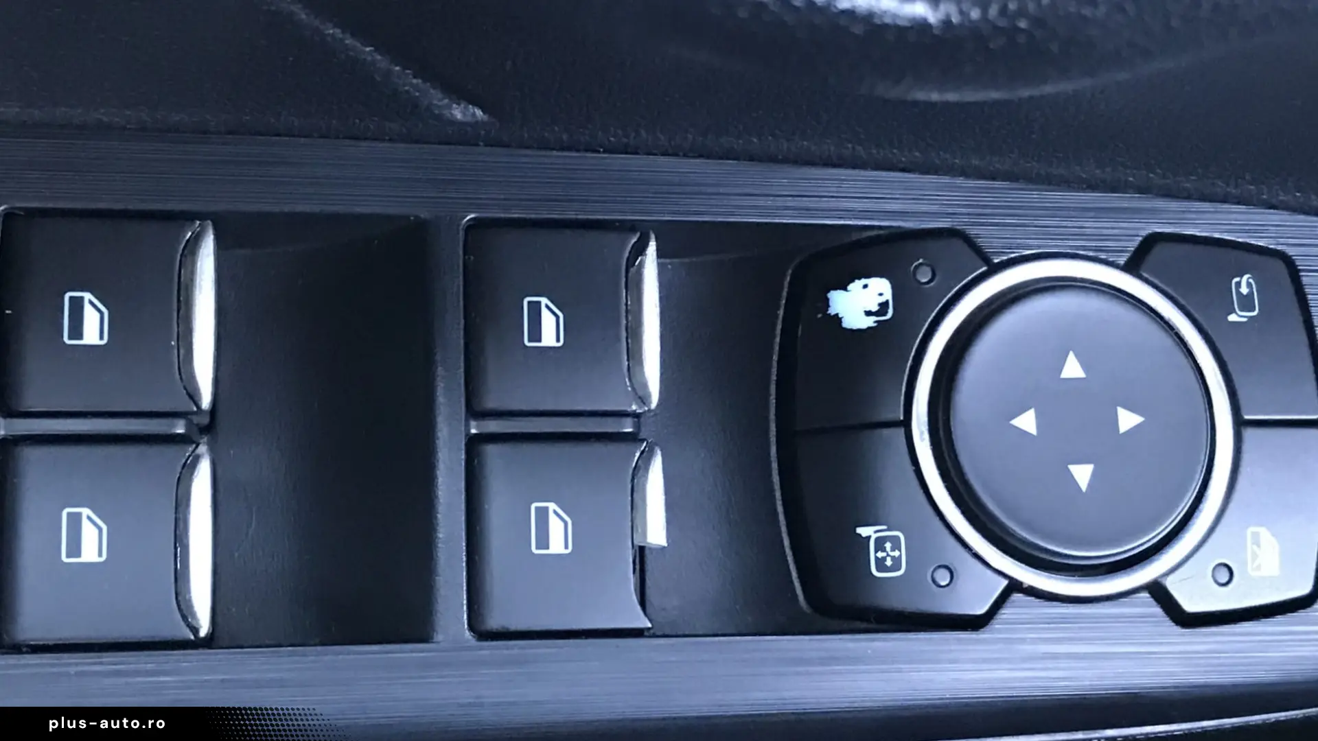 Ford Kuga 2.5 Duratec FHEV TITANIUM