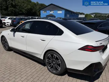 BMW 520 d xDr M Sport Pro DRPROF ICONIC HUD AHK PANO