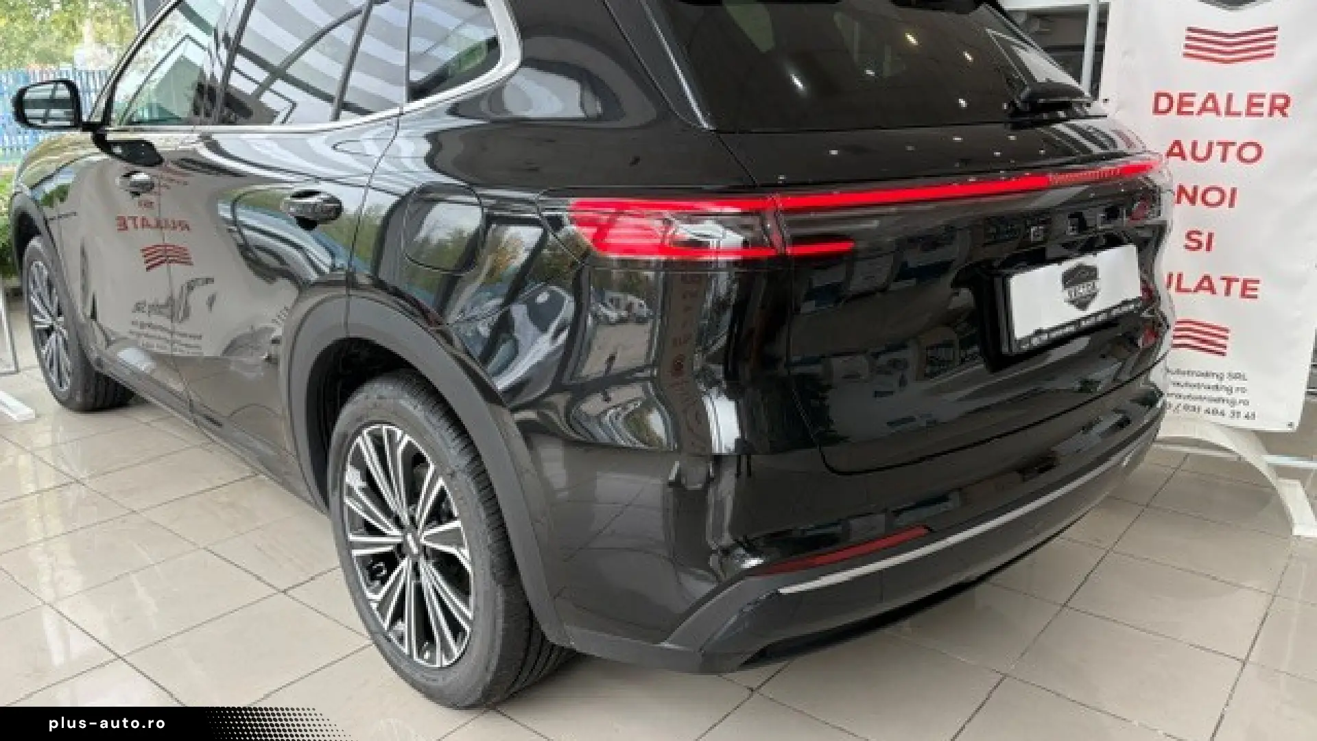 GEELY STARRAY EM-i MAX PLUG-IN HYBRID