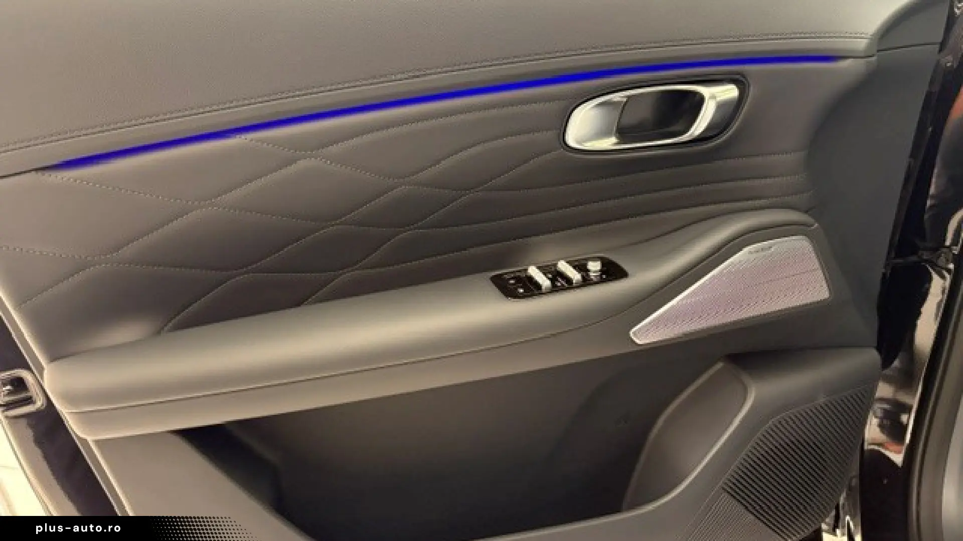 GEELY STARRAY EM-i MAX PLUG-IN HYBRID