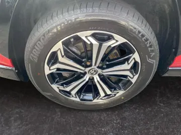 TOYOTA RAV 4 Plug-in Hybrid GR-Sport  HUD 360  JBL AHK
