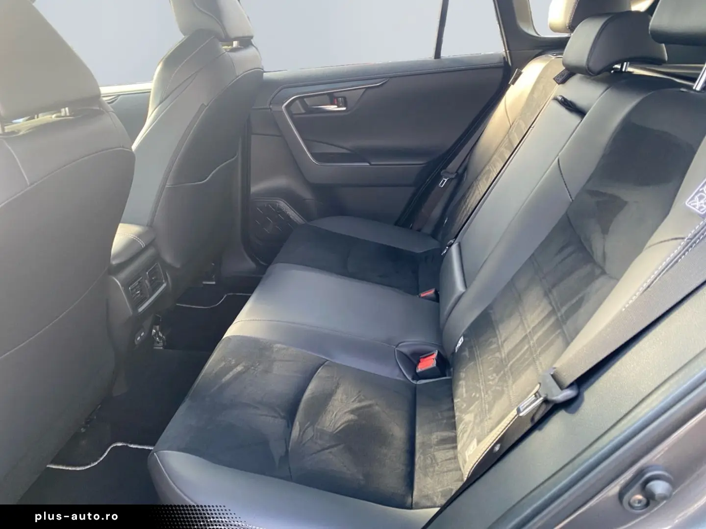 TOYOTA RAV 4 2.5 Hybrid GR Sport 4x4  LED el. Sitze 360