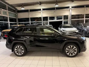TOYOTA RAV 4 EXECUTIVE-4x4-LED-LEDER-19 ZOLL-29.890 -