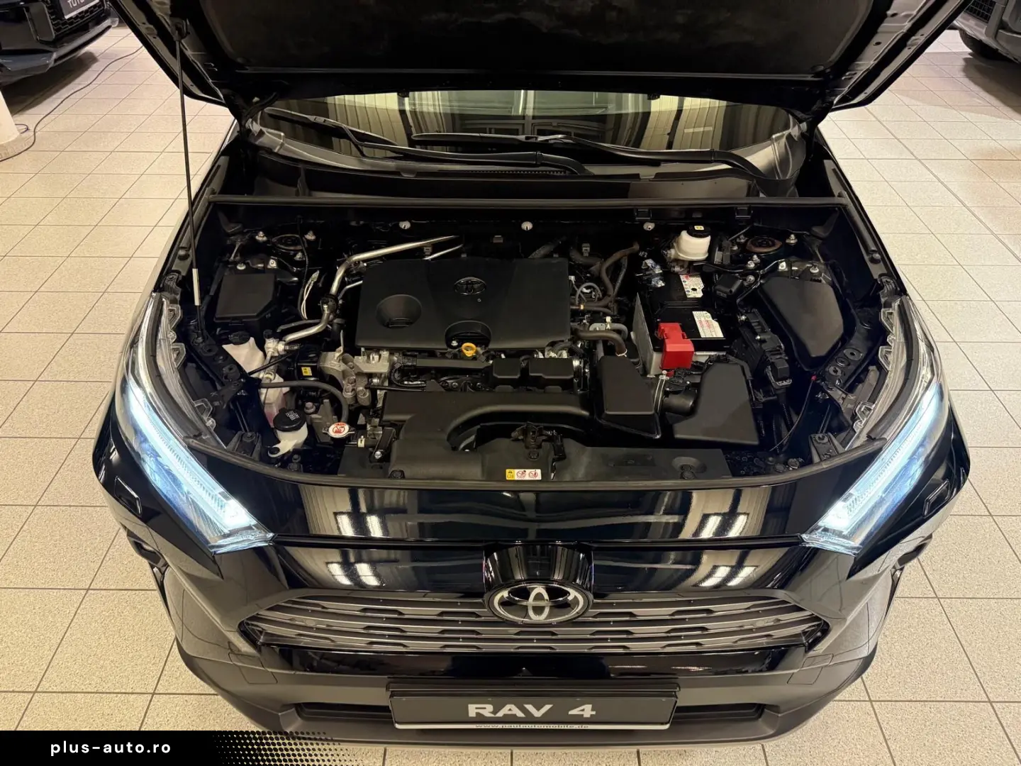 TOYOTA RAV 4 EXECUTIVE-4x4-LED-LEDER-19 ZOLL-29.890 -