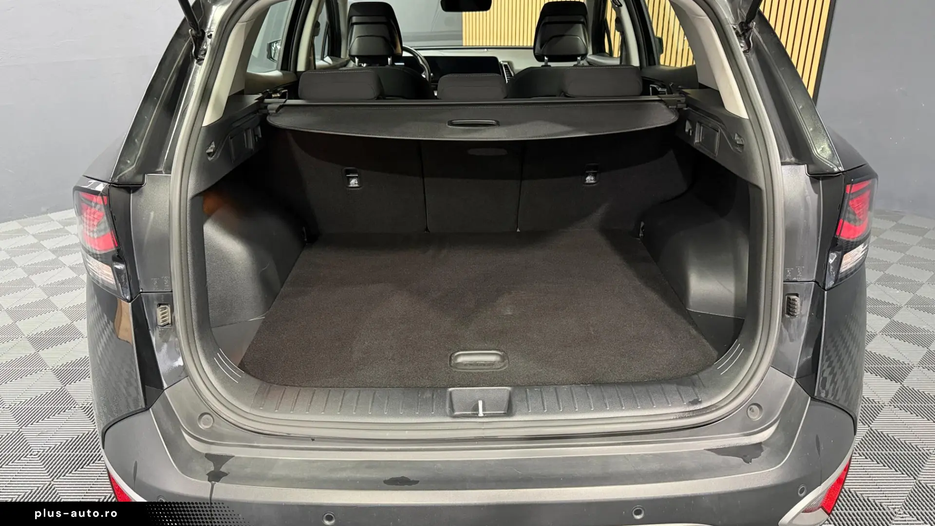 KIA SPORTAGE 1.6 GDI AWD Plug-in-Hybrid Bassis