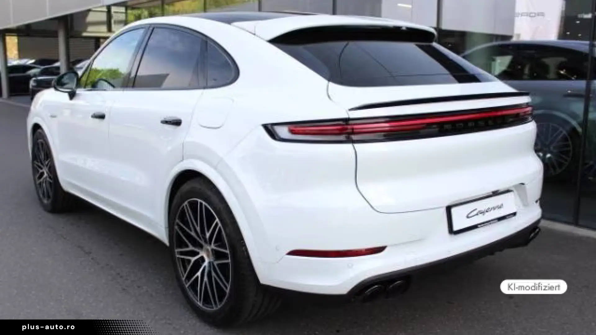 Porsche Cayenne E-Hybrid Coupe Black Edition