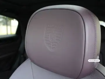 Porsche Cayenne E-Hybrid Coupe Black Edition
