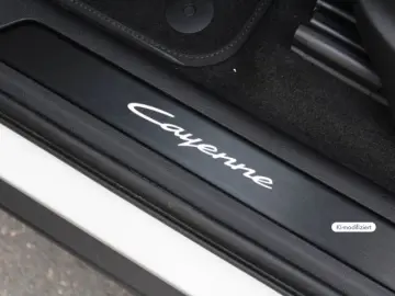 Porsche Cayenne E-Hybrid Coupe Black Edition