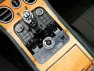 BENTLEY Continental GT V8 Azure - Naim  Blackline
