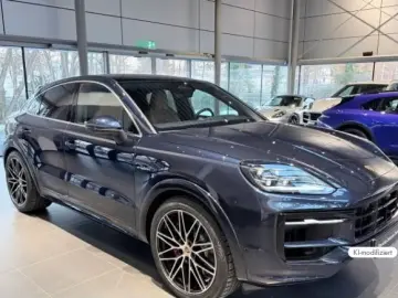Porsche Cayenne S E-Hybrid Coupe AHK Bose HD