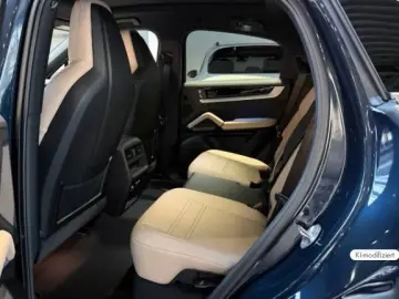 Porsche Cayenne S E-Hybrid Coupe AHK Bose HD