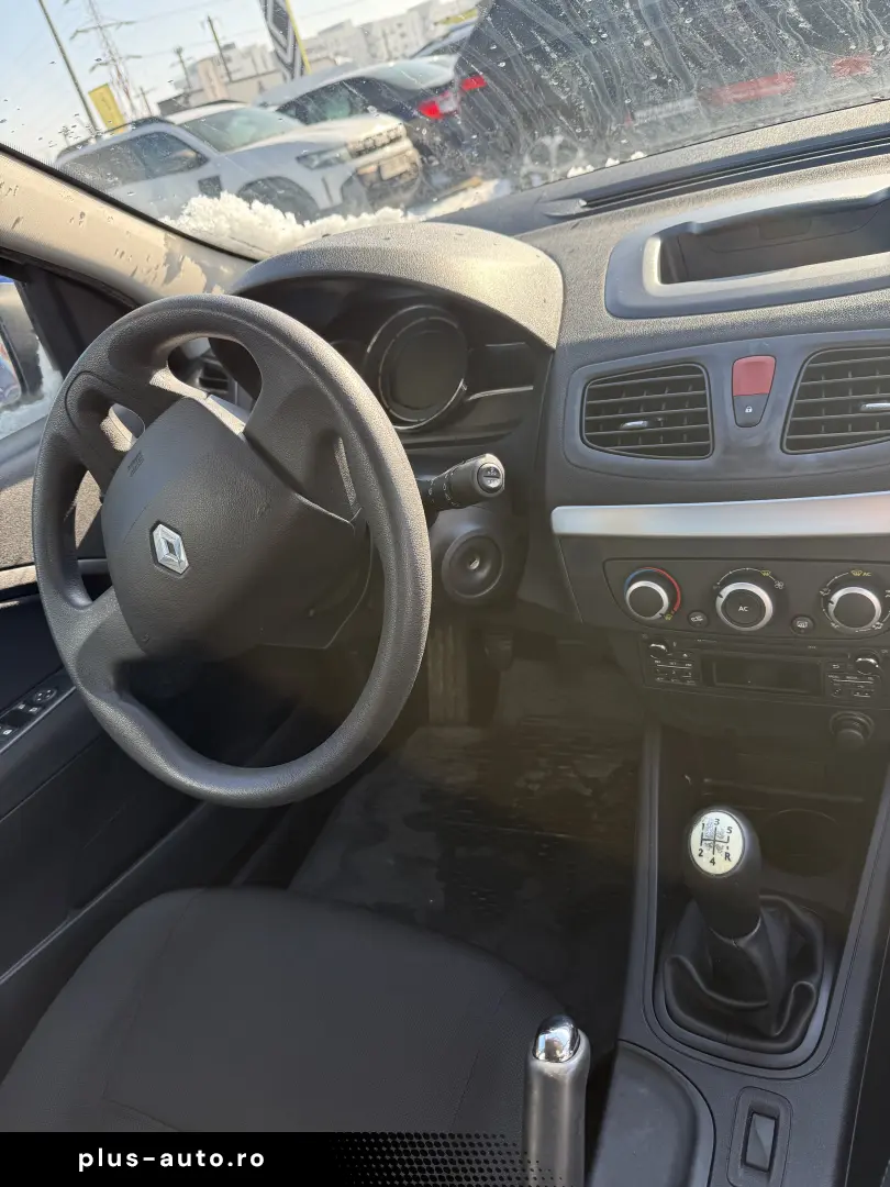 Renault Fluence 2014 1.6 115 CP F bine intretinut