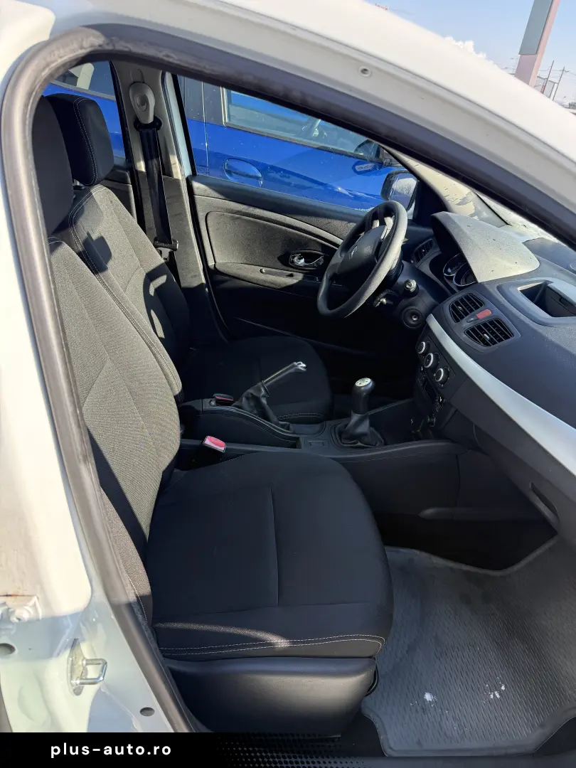 Renault Fluence 2014 1.6 115 CP F bine intretinut
