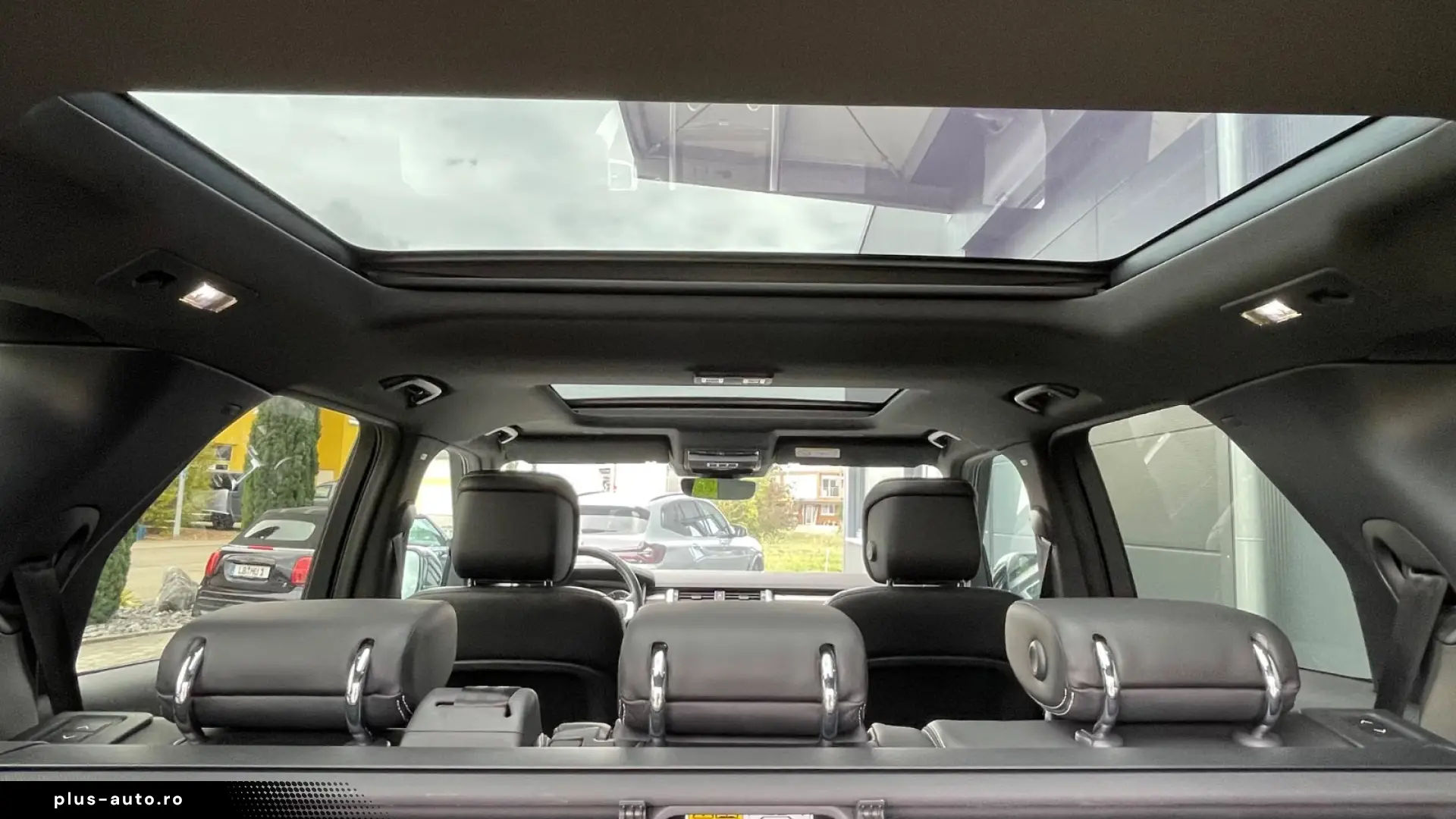 LAND ROVER DISCOVERY 5 D300   R-DYNAMIC SE Pano