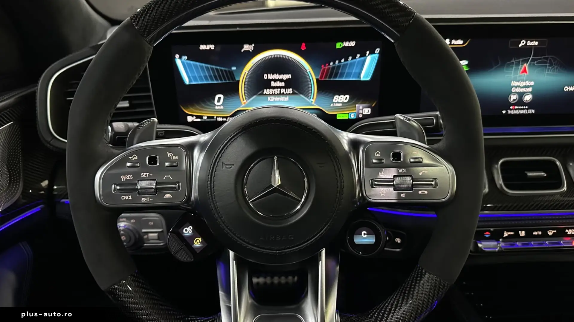 MERCEDES-AMG GLS 63 4MATIC  AMG NIGHT • CARBON