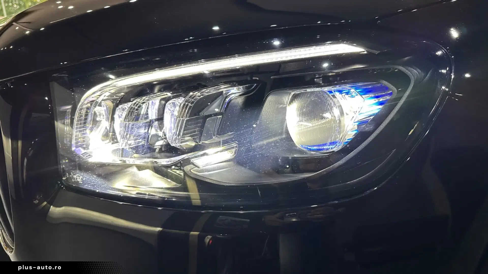 MERCEDES-AMG GLS 63 4MATIC  AMG NIGHT • CARBON
