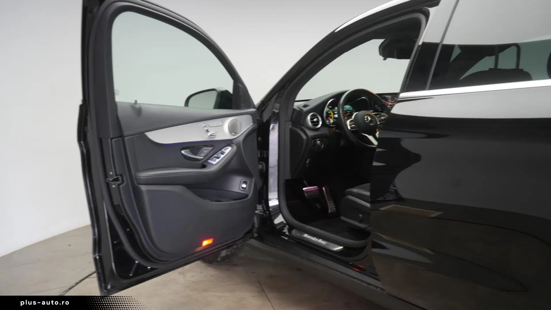 Mercedes-Benz GLC 400 4M 9G-Tronic AMG Distronic Kamera
