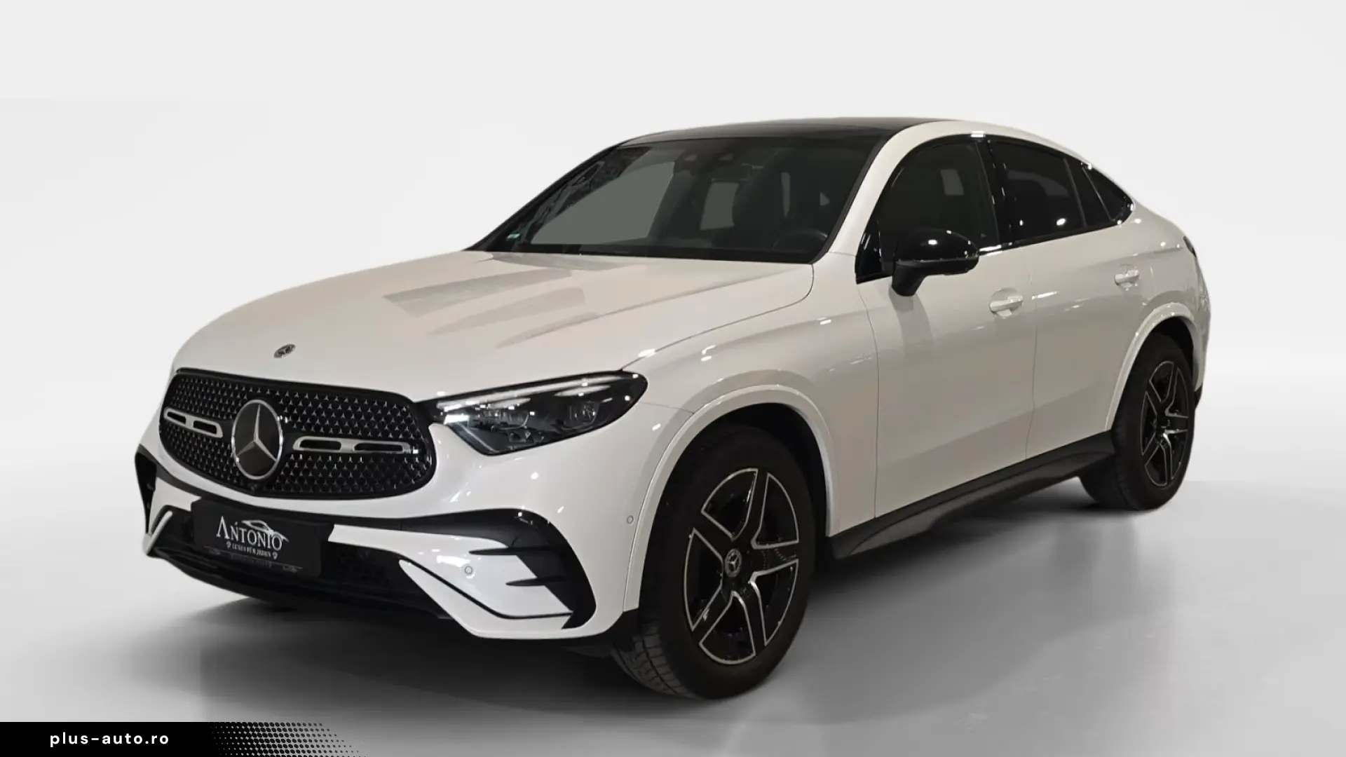 MERCEDES-BENZ GLC 300 COUPÉ 4MATIC   AMG LINE • Pano