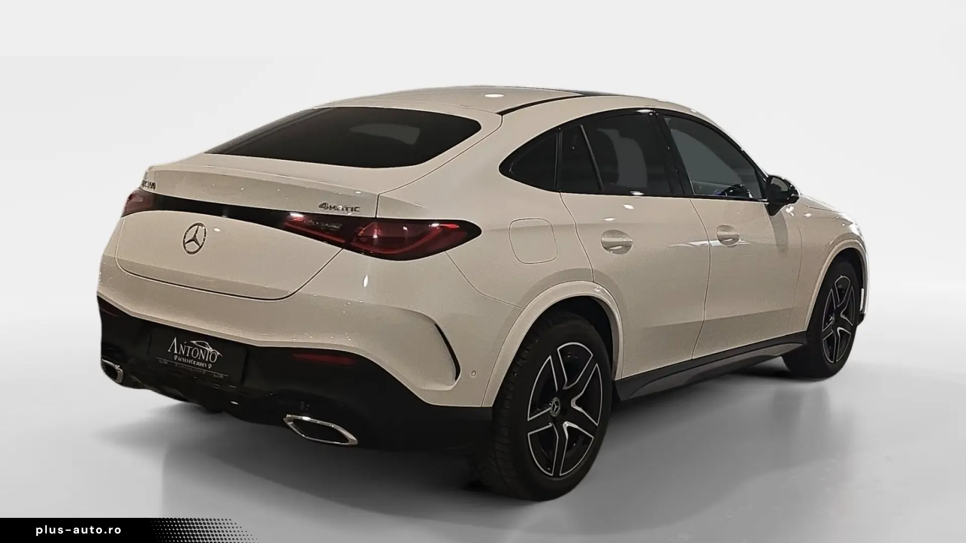 MERCEDES-BENZ GLC 300 COUPÉ 4MATIC   AMG LINE • Pano