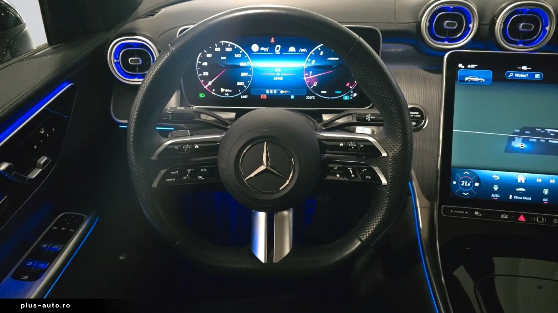 MERCEDES-BENZ GLC 300 COUPÉ 4MATIC   AMG LINE • Pano