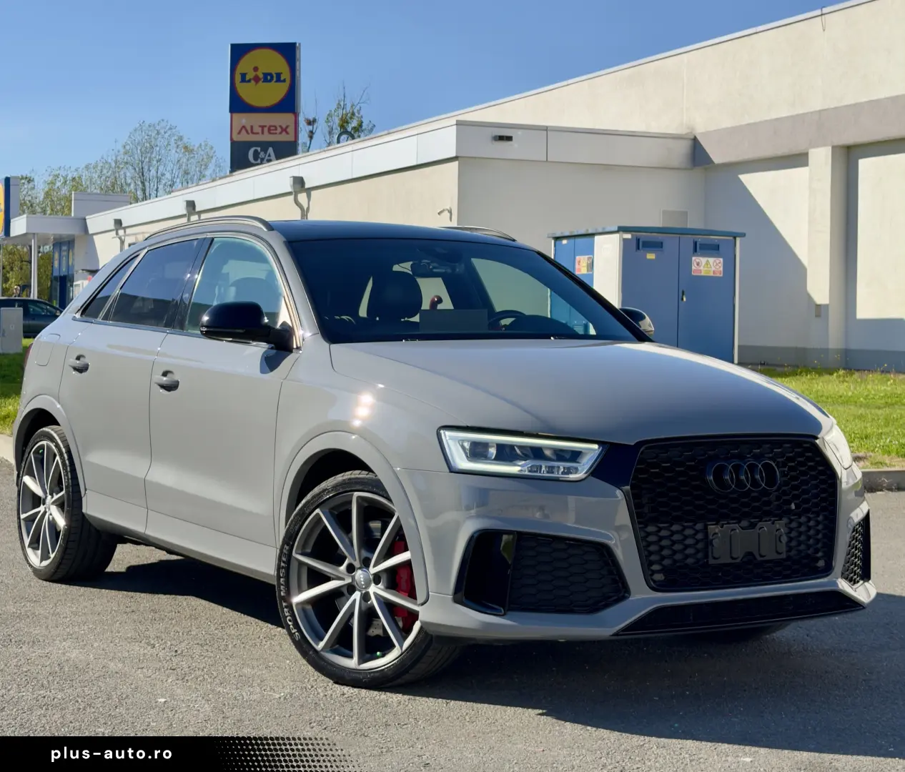 Audi RSQ3