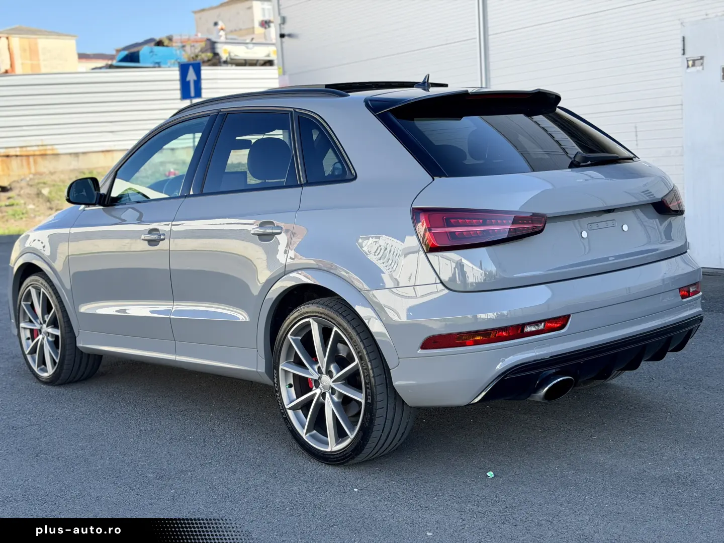 Audi RSQ3