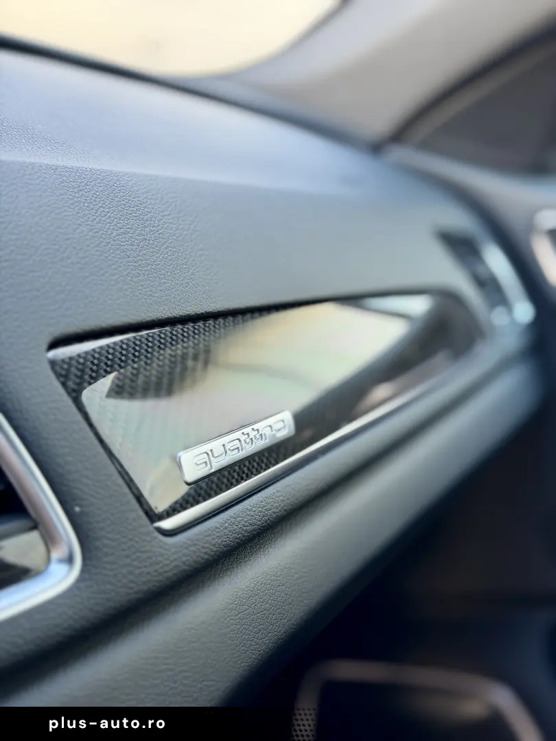 Audi RSQ3